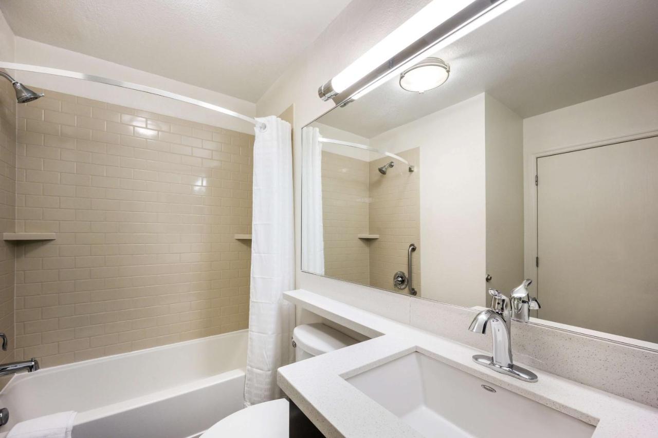 Sonesta Simply Suites Denver West Federal Center Lakewood Extérieur photo